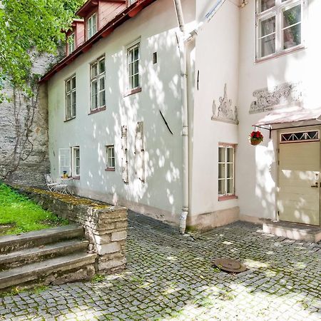 Old Town Central Apartment Талин Екстериор снимка