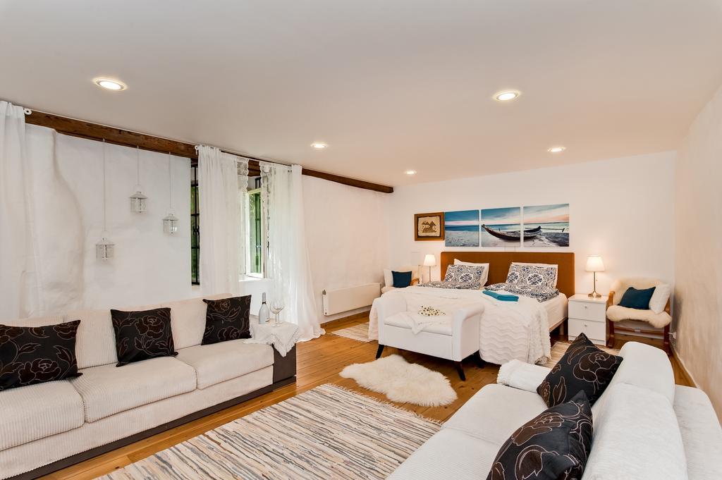 Old Town Central Apartment Талин Екстериор снимка