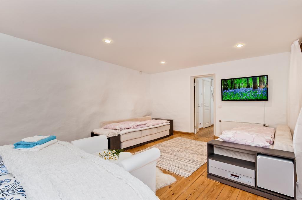 Old Town Central Apartment Талин Екстериор снимка